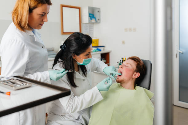 Best Emergency Care for Gum Disease in Fremont, MI